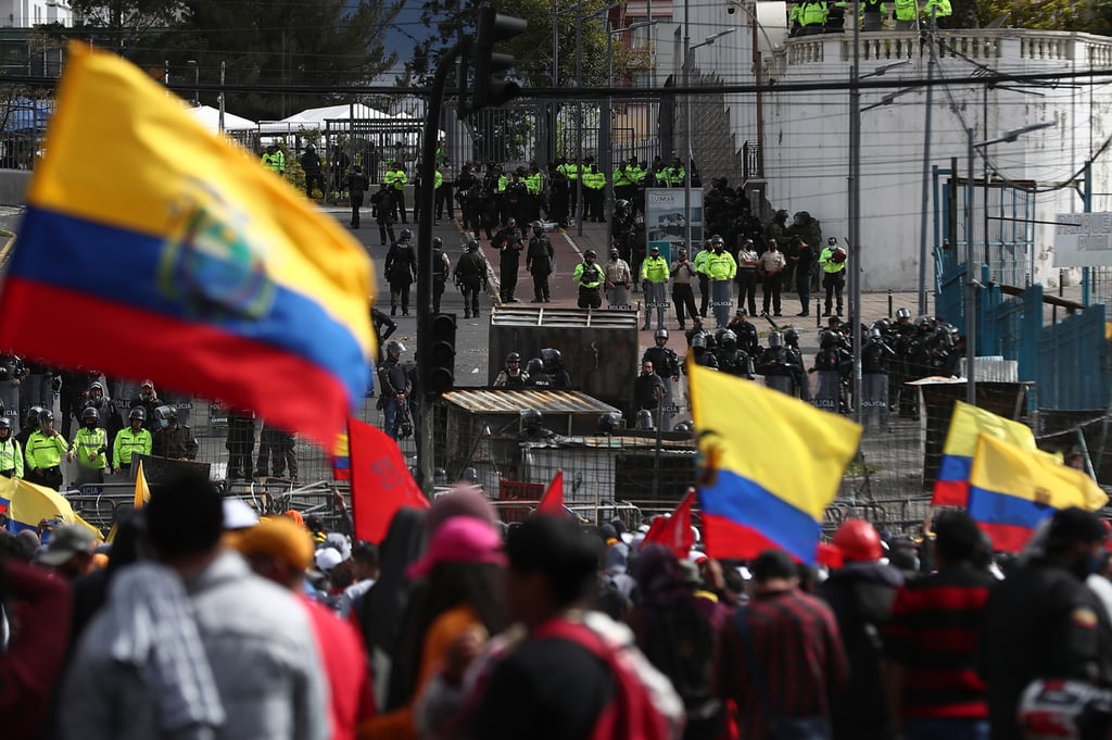 Ecuador denuncia ataque a convoy humanitario