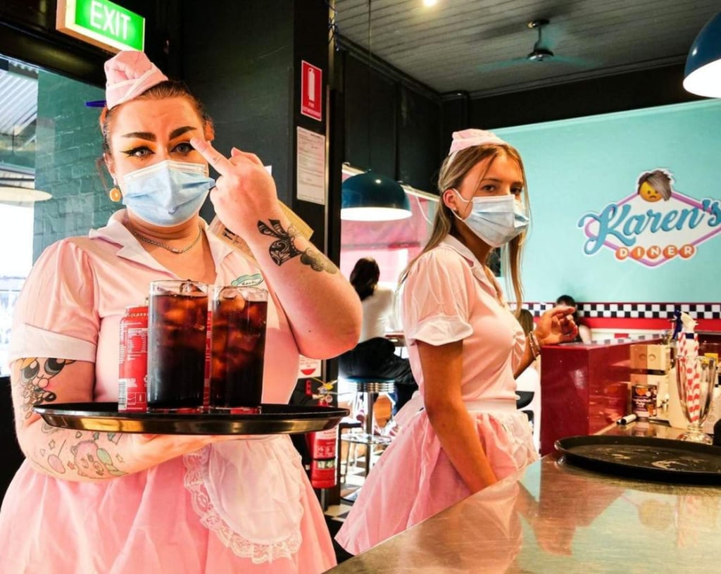 VIRAL: Restaurante en Australia ofrece ‘excelente comida, pésimo servicio’