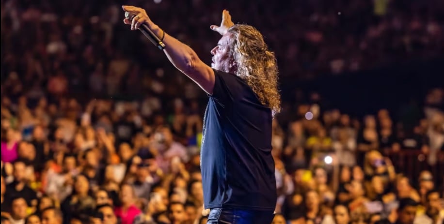 Maná canta 'cómo quisiera poder vivir sin agua' y desata reacción en estadio de Monterrey