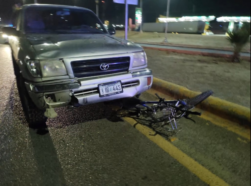 Camioneta arrolla a ciclista sobre el bulevar Ejército Mexicano de ...