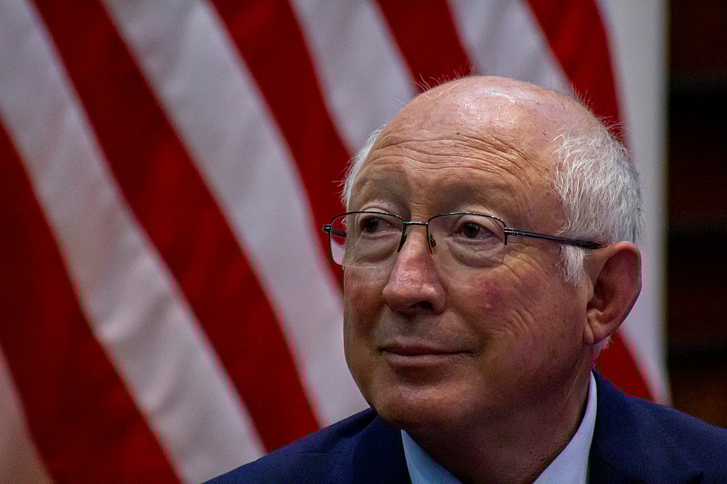 Ken Salazar reivindica su buena relación con López Obrador