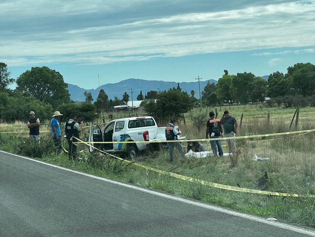 Motociclista pierde la vida en carretera Canatlán; responsable se dio a la fuga