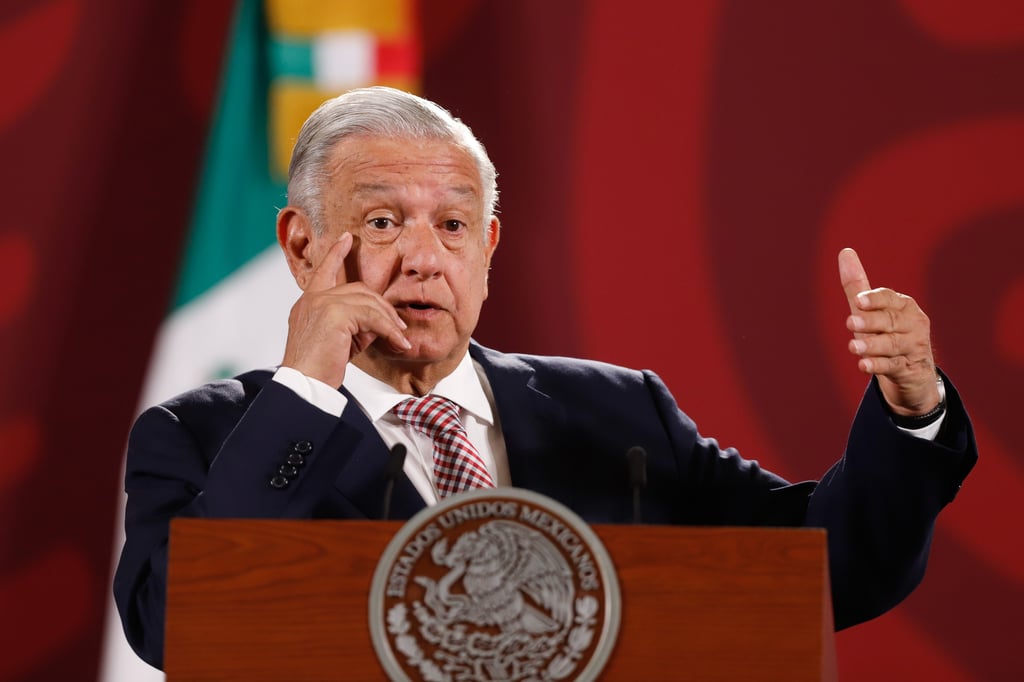 Entre más me golpean, más digno me siento: AMLO