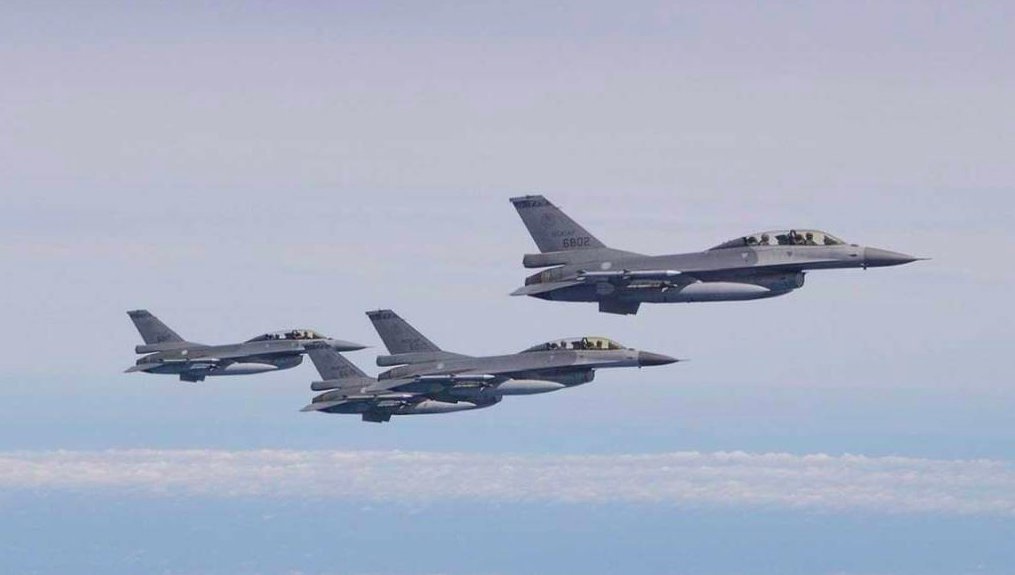 Taiwán denuncia nueva incursión de 27 aviones militares chinos en su ADIZ