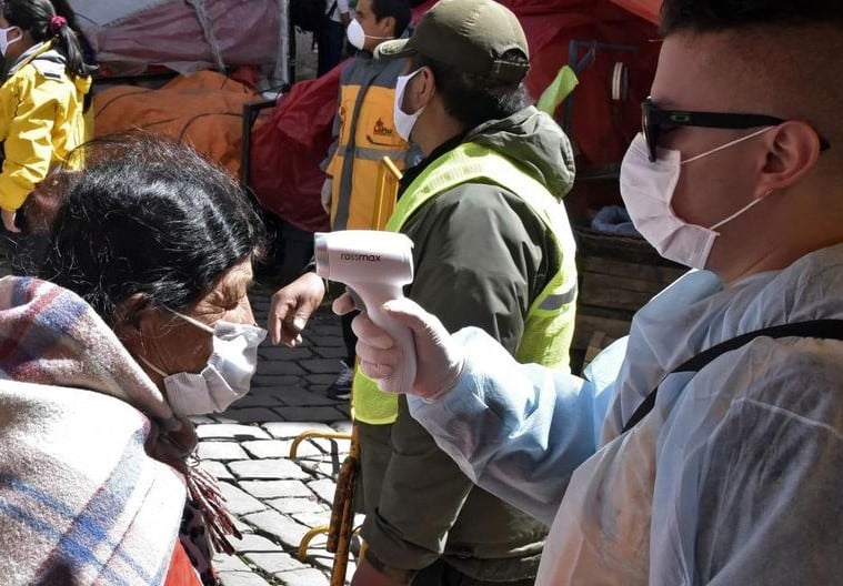 Bolivia reporta la primera reducción en casos de COVID-19 tras doce ...