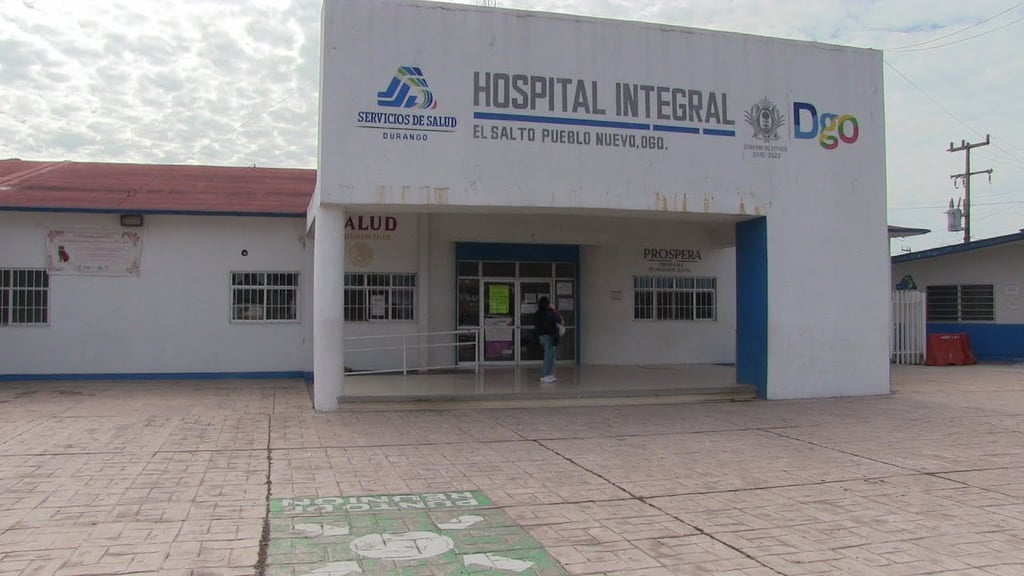 Pasantes de medicina de la UJED regresarán a hospitales de cabeceras municipales: Rector