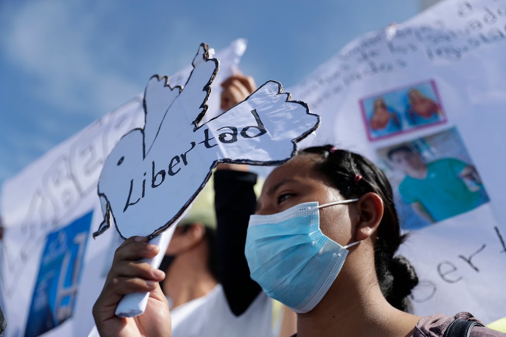 Salvadoreños piden libertad para familiares detenidos durante estado de excepción