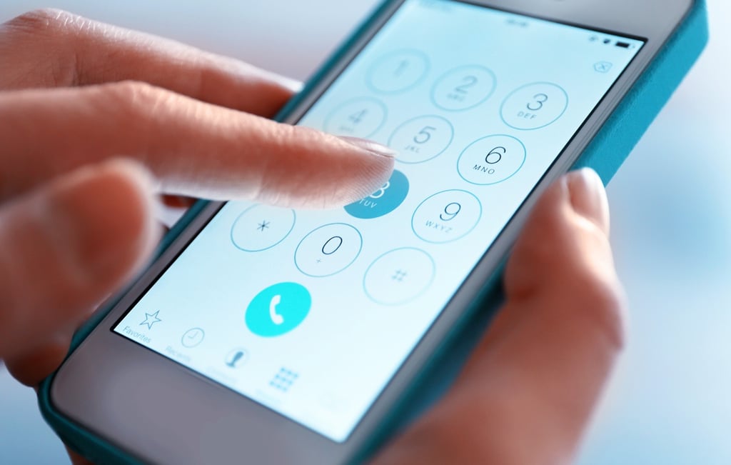 ¿Cómo hacer llamadas sin saldo desde tu celular?
