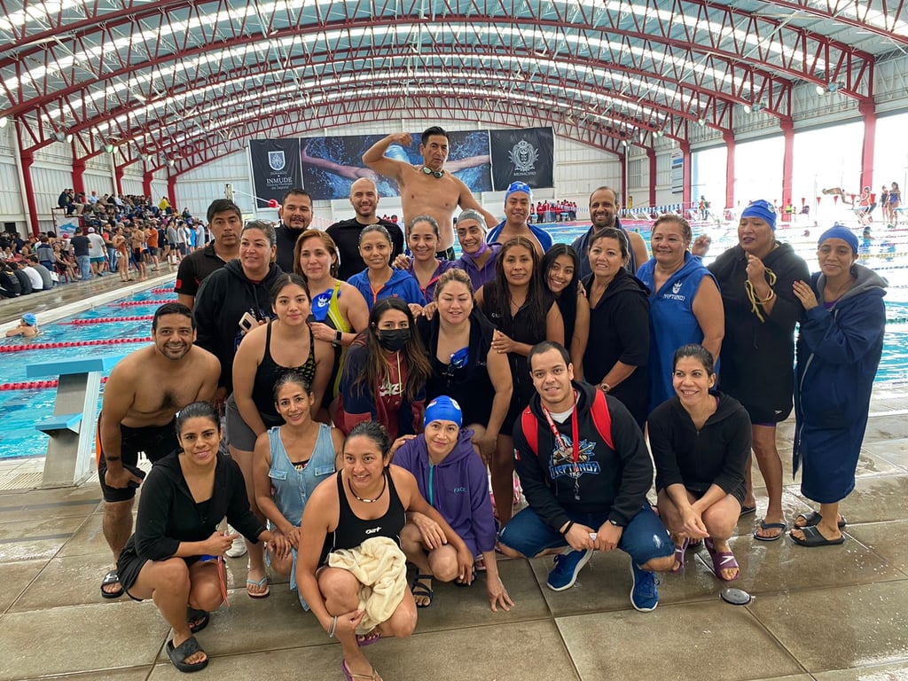 Nadadores laguneros se imponen en Durango