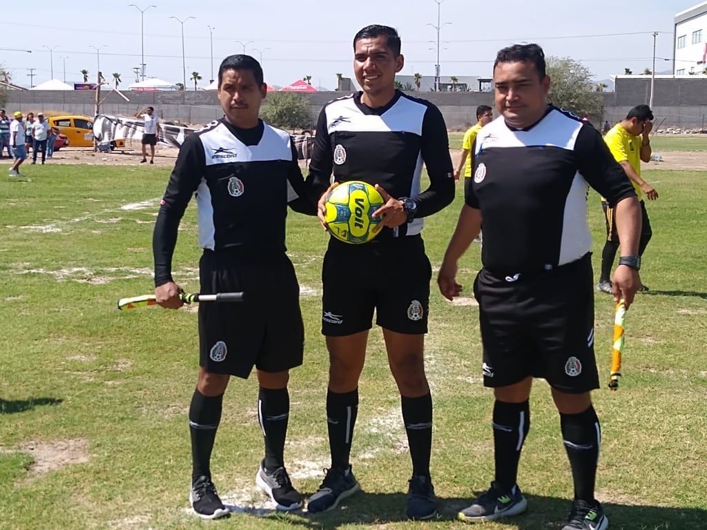 Responden a cursos para ser árbitros profesionales