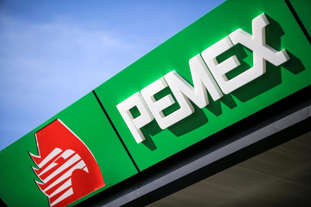 Trabajadores de Pemex logran incremento salarial del 4 por ciento
