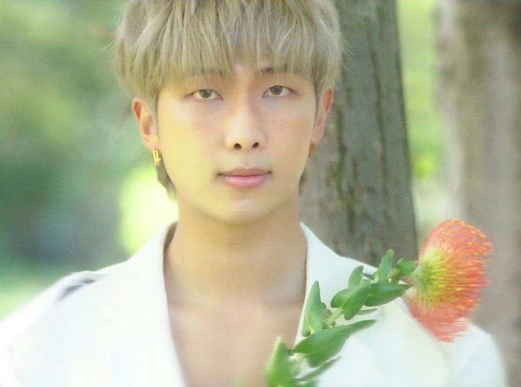 ¿Por las críticas? RM, el hombre más guapo del mundo se hace radical cambio en el rostro