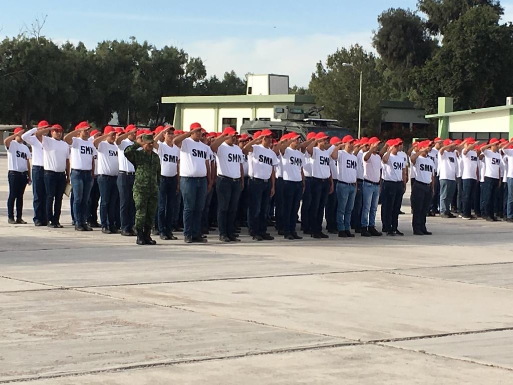 Morena propone hacer obligatorio el servicio militar para mujeres