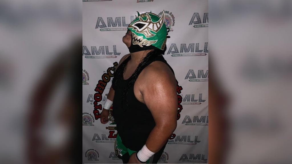 Apuestan máscaras y cabelleras en Arena Colón