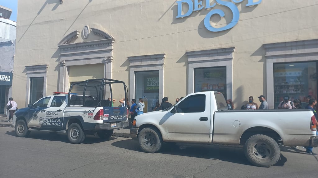 Roban tienda departamental de la Zona Centro de Durango