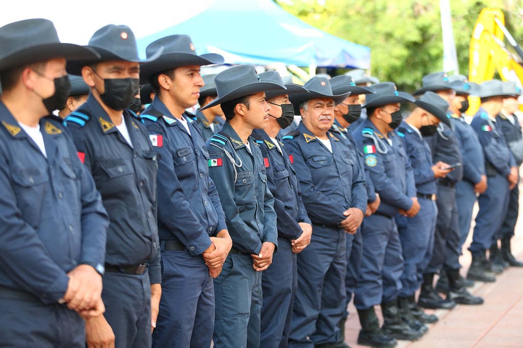 Realizan cabalgata, rumbo al 16 de Septiembre