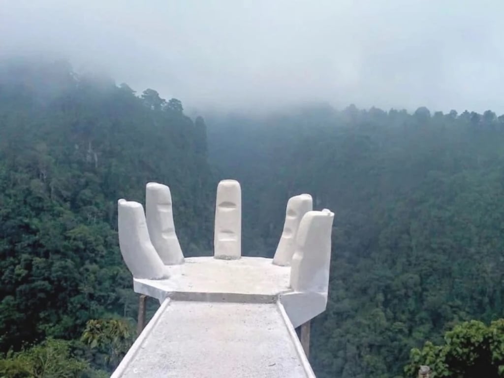 Manos gigantes: miradores de México