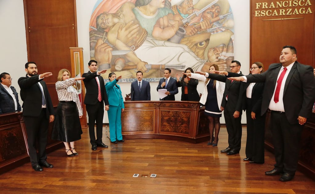 Ratifica Cabildo a ocho titulares más de dependencias municipales de Durango