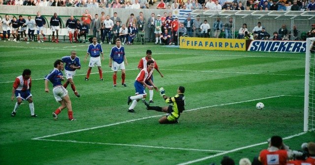 El Gol de Oro de Laurent Blanc | 100 grandes momentos de la Copa Mundial de la FIFA