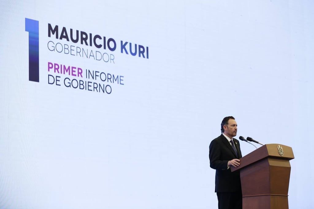 Gobernador de Querétaro presenta su Primer informe
