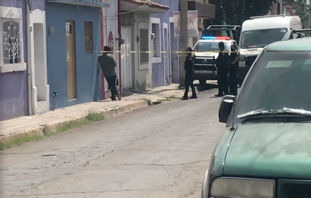 Encuentran a un varón sin vida en Barrio de Tierra Blanca; investigan probable homicidio