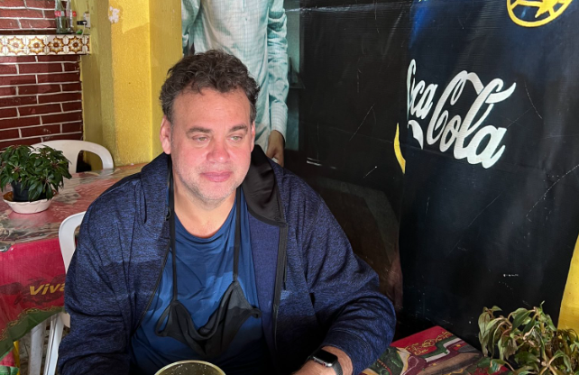 Poster de Cuauhtémoc Blanco revive el zape que le dio a David Faitelson