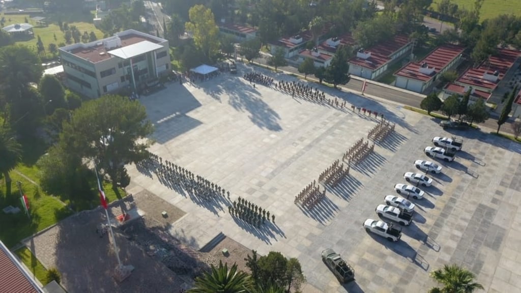Servicio. Los jóvenes cumplieron tres meses al interior del Campo Militar realizando labores de adiestramiento.