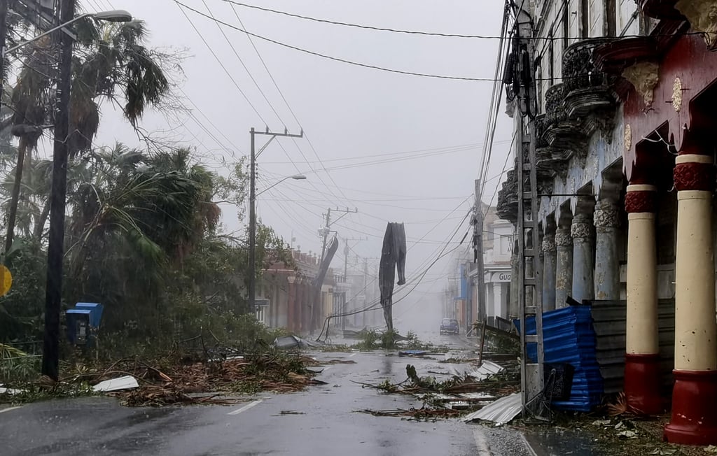 Paso de huracán 'Ian' deja sin electricidad a Cuba