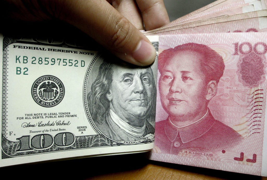 Yuan chino cae en picada frente al dólar tras decisión de la Fed