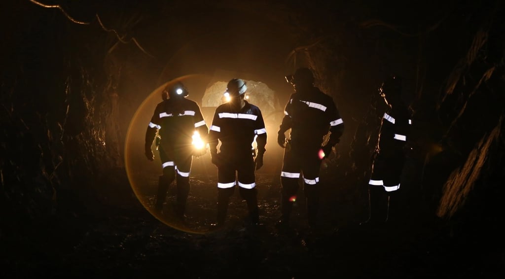 Confirman un muerto en derrumbe de mina en Indé, Durango