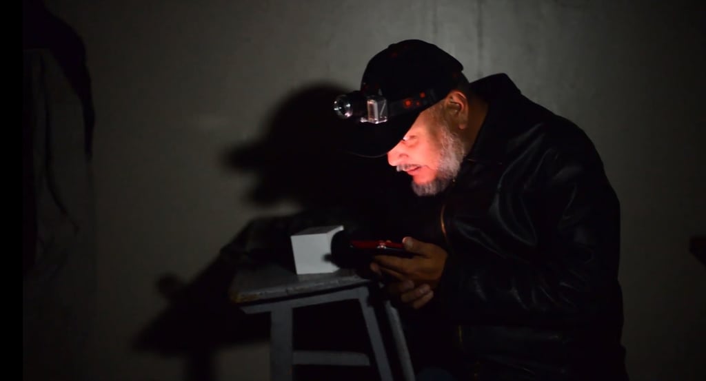 Video: 'Ente' se 'manifiesta' en transmisión desde la escuela Revolución