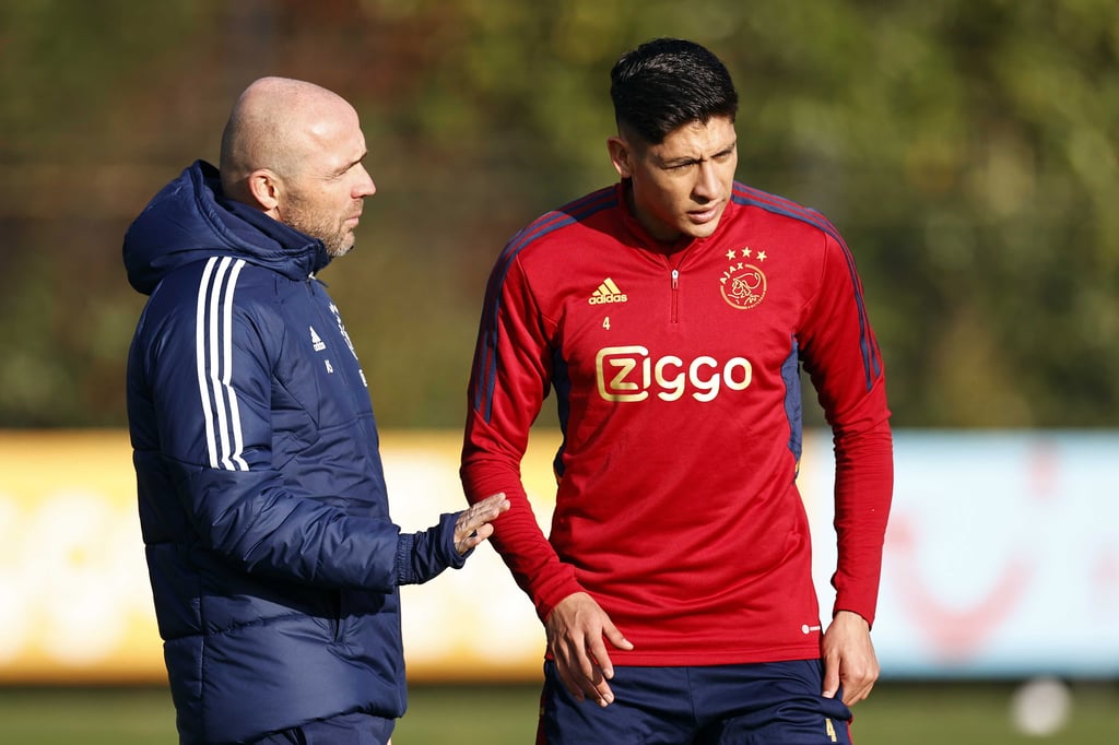 No sirve para nada: Sneijder sobre Edson Álvarez