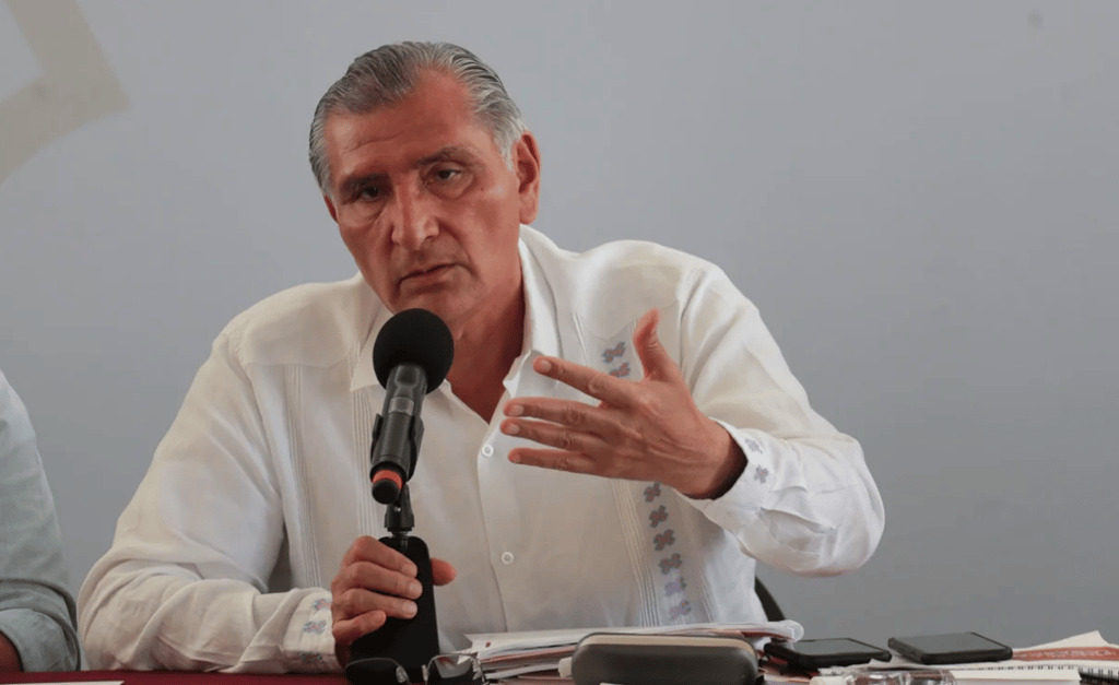 Adán Augusto confirma que Manuel Espino le propuso dialogar con el crimen