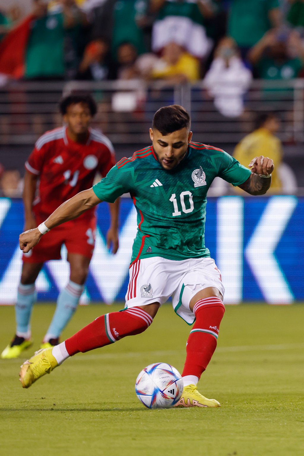 Alexis Vega quiere ser la estrella y mostrar su madurez