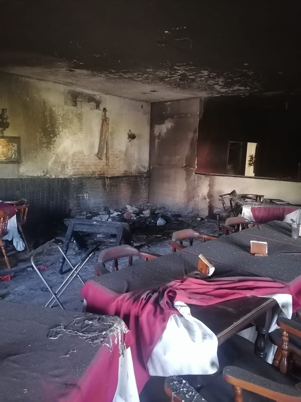Se quema restaurante en plena Zona Centro de Durango