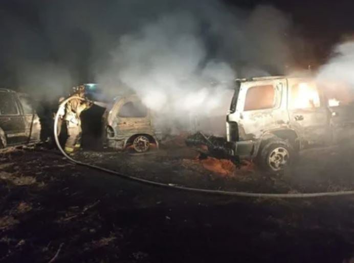 Incendian vehículos y tiendas en Guanajuato tras detención de hermano de 'El Marro'