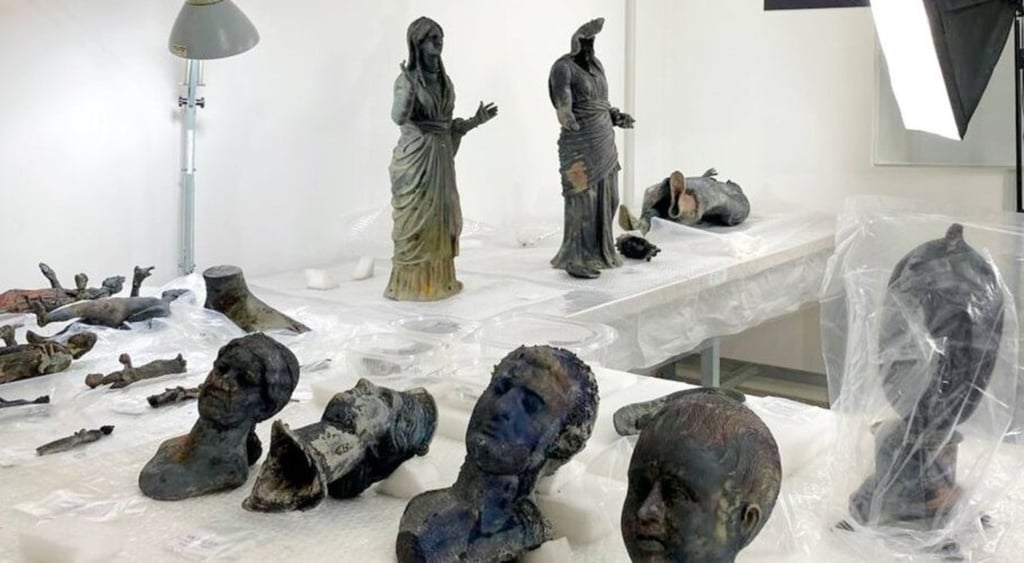 Hallan estatuas de más de 2 mil años de antigüedad