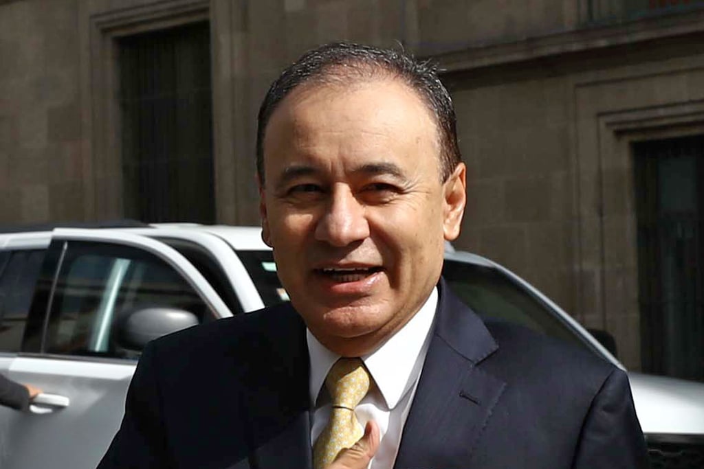 Gobernador de Sonora da positivo a COVID-19; el lunes se reunió con AMLO