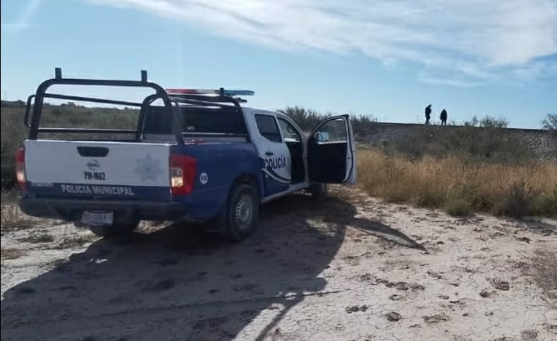 Tren destroza a una persona en Ceballos, Mapimí