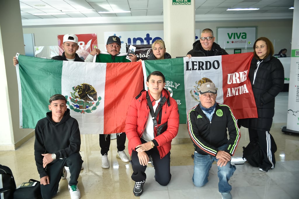 Familia de Lerdo llega a Qatar con su porra