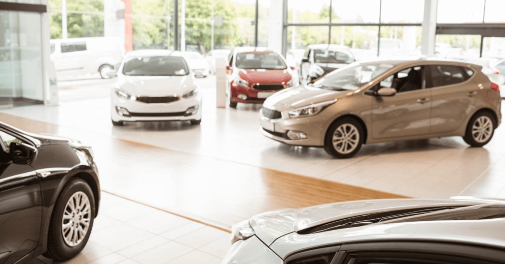 Qué porcentaje de enganche tengo que pagar para comprar un auto