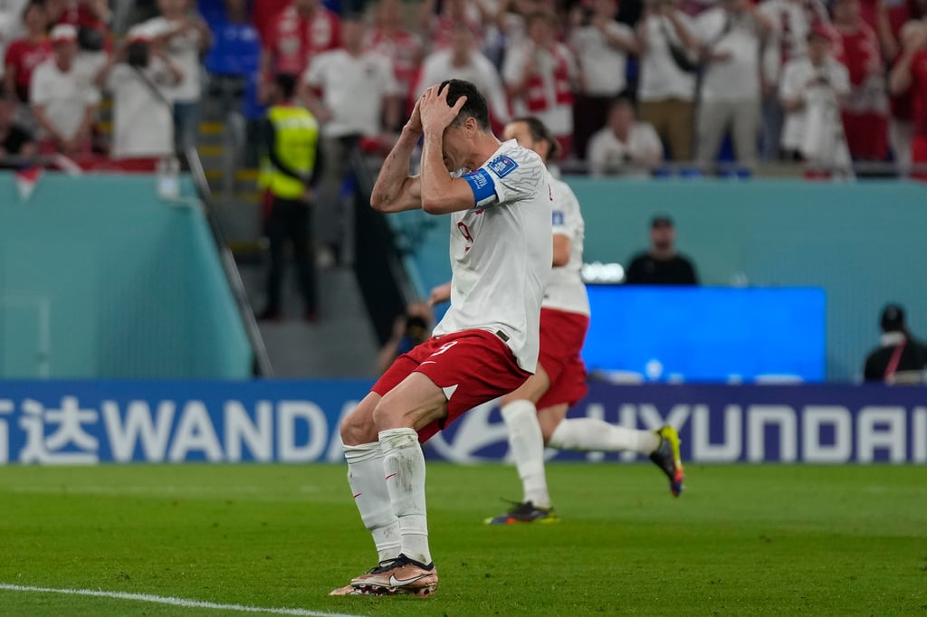 Robert Lewandowski sigue sin puntería en un Mundial