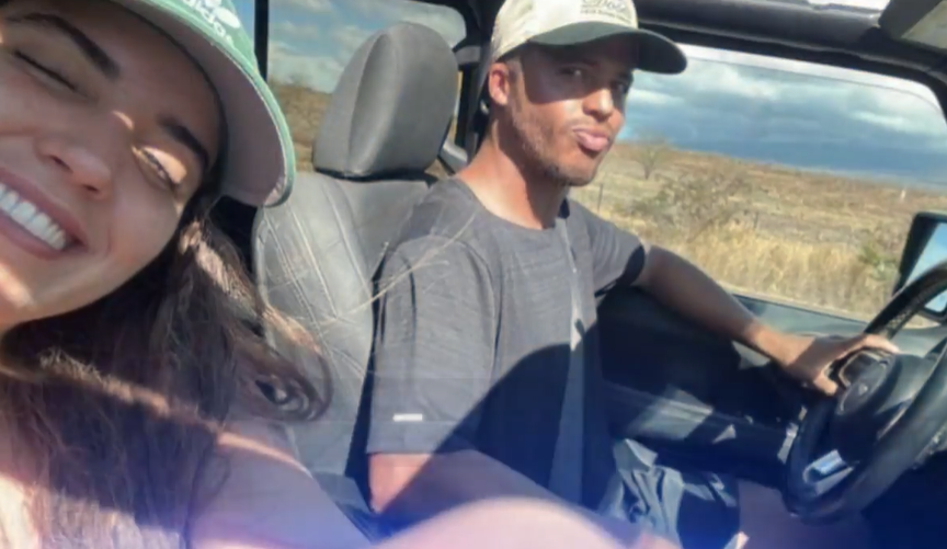 Giovani dos Santos está estrenando romance con la hija del Dr. Simi 