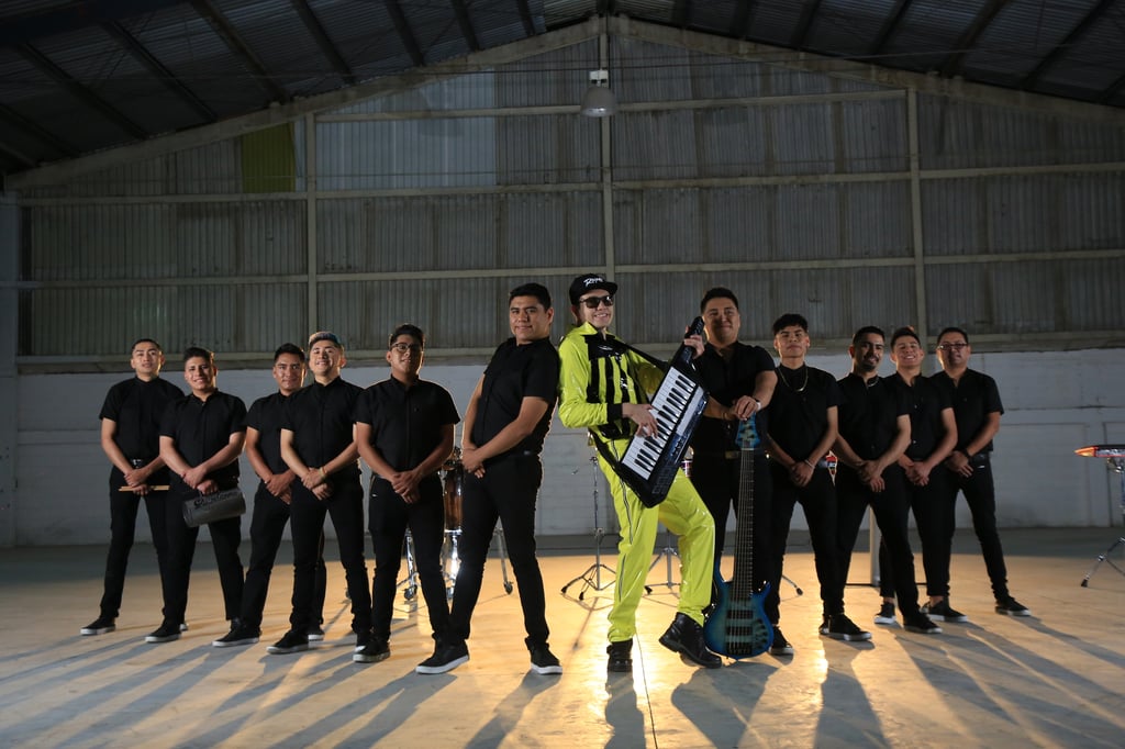 Raymix y Grupo Quintanna presentan El final de nuestra historia
