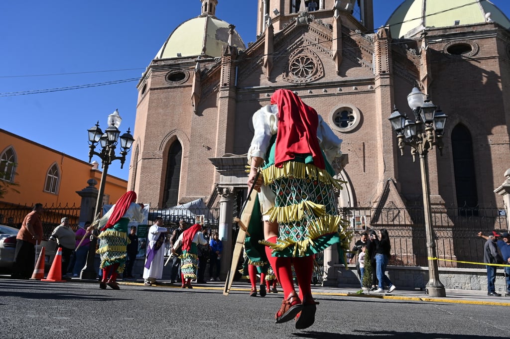 Bendicen danzas en Gómez Palacio