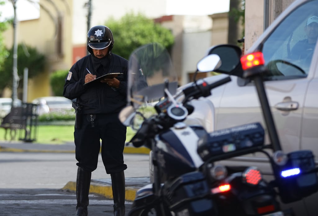 Aplican más de 1400 infracciones viales en 8 días