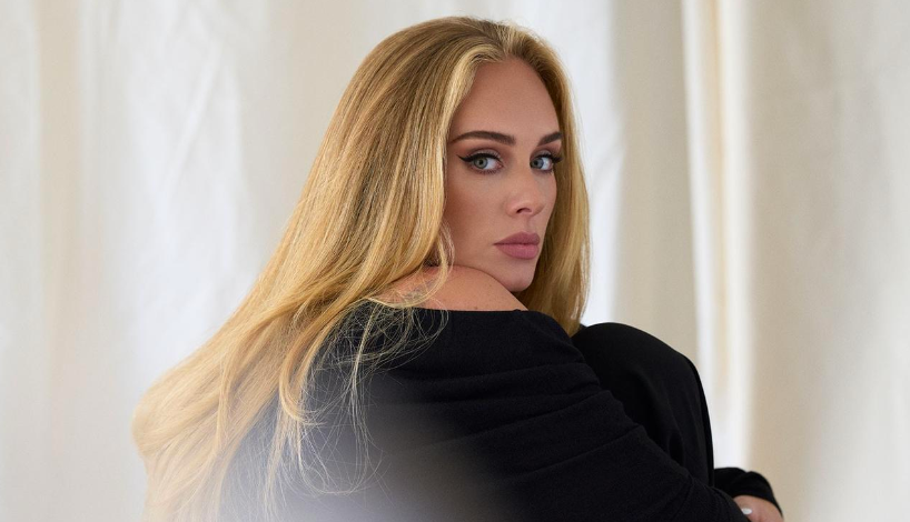 'No era feliz', Adele habla de su divorcio con Simon Konecki en presentación en vivo