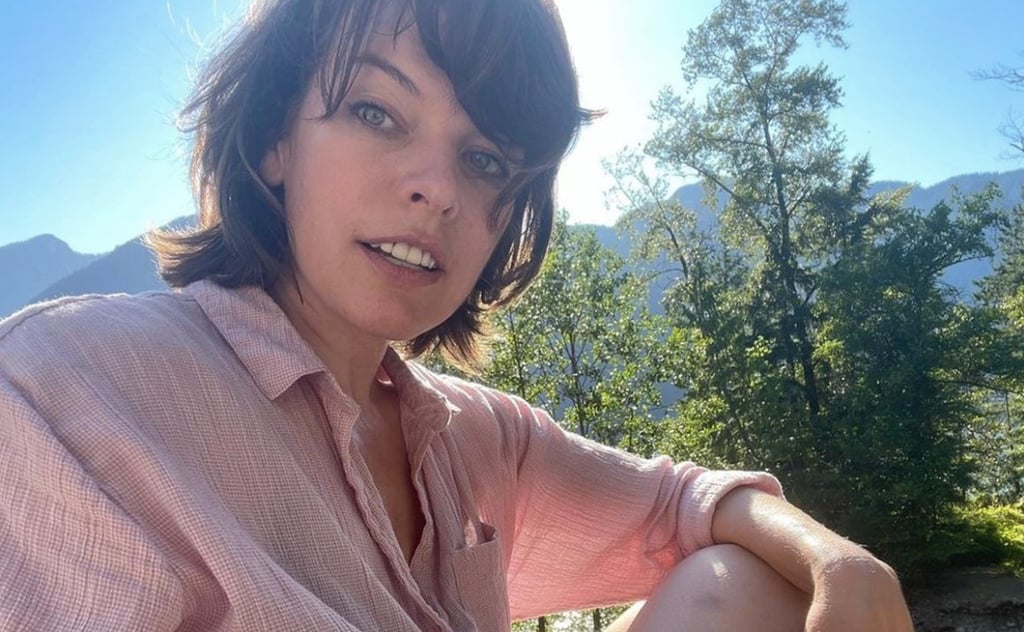 Milla Jovovich celebra su cumpleaños número 47 alejada de su país natal