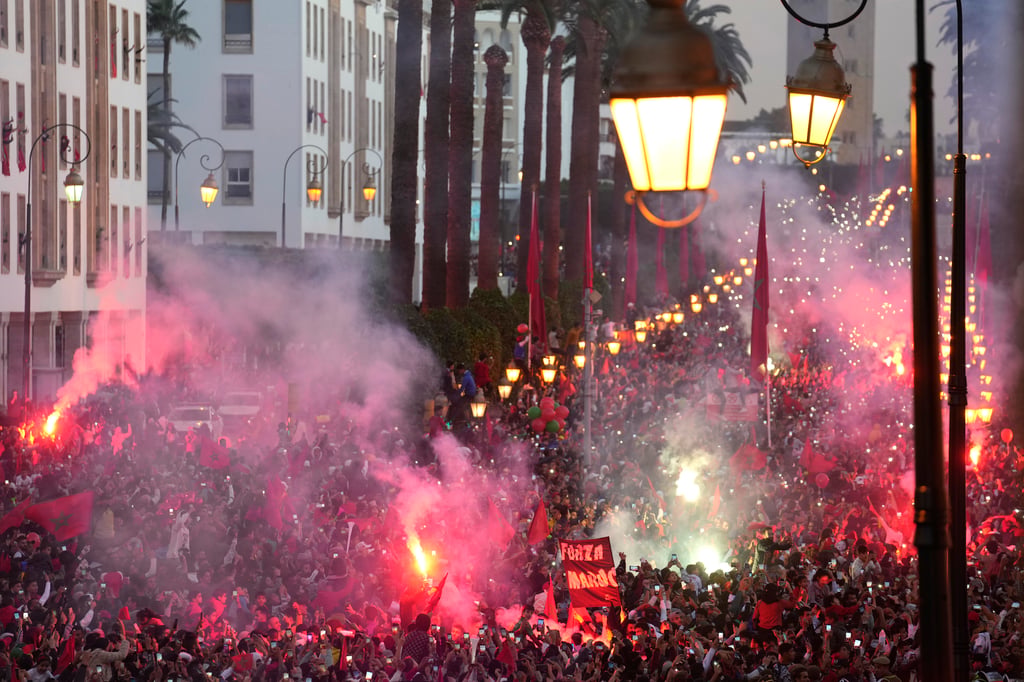 Miles de marroquíes salen a las calles a recibir a su selección tras el Mundial