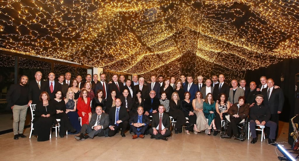 Se reúnen exalumnos del CCH Promedac para celebrar aniversario